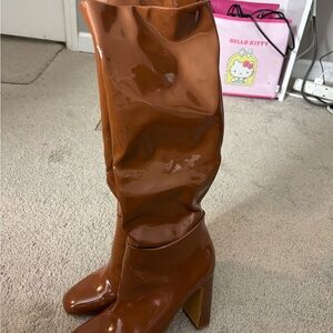 Steve Madden Glossy Tan Boots
